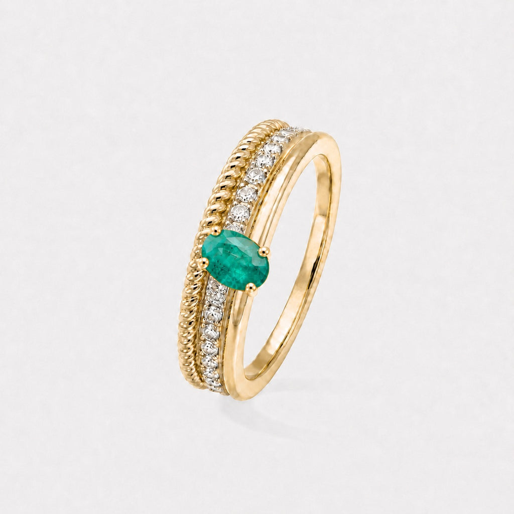Bague multi-anneaux 3 rangs émeraude.
