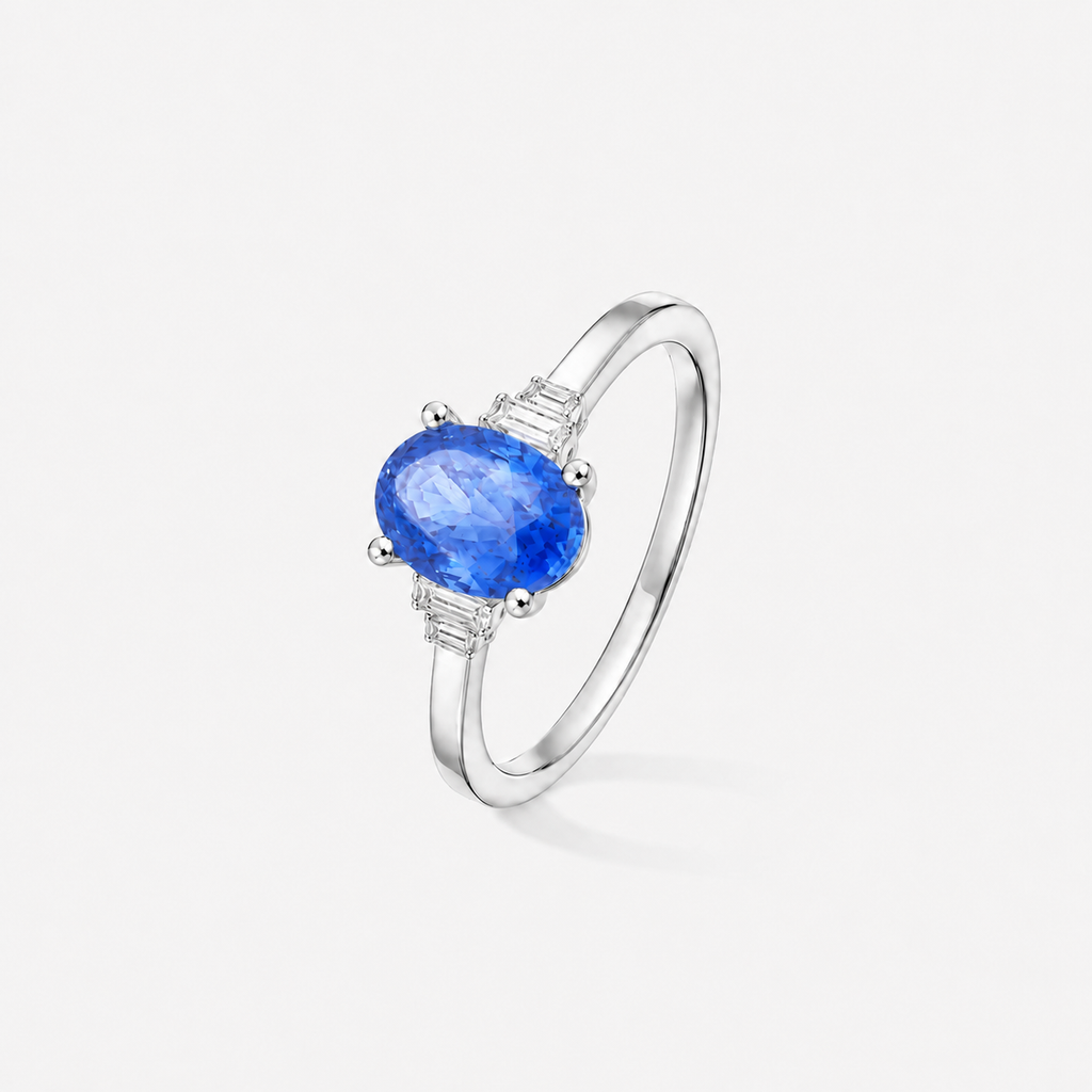Bague en platine, saphir 5 carats et diamants baguettes.