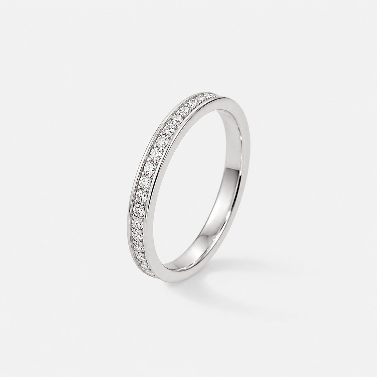 Alliance en or blanc et diamants – 0,40 carat