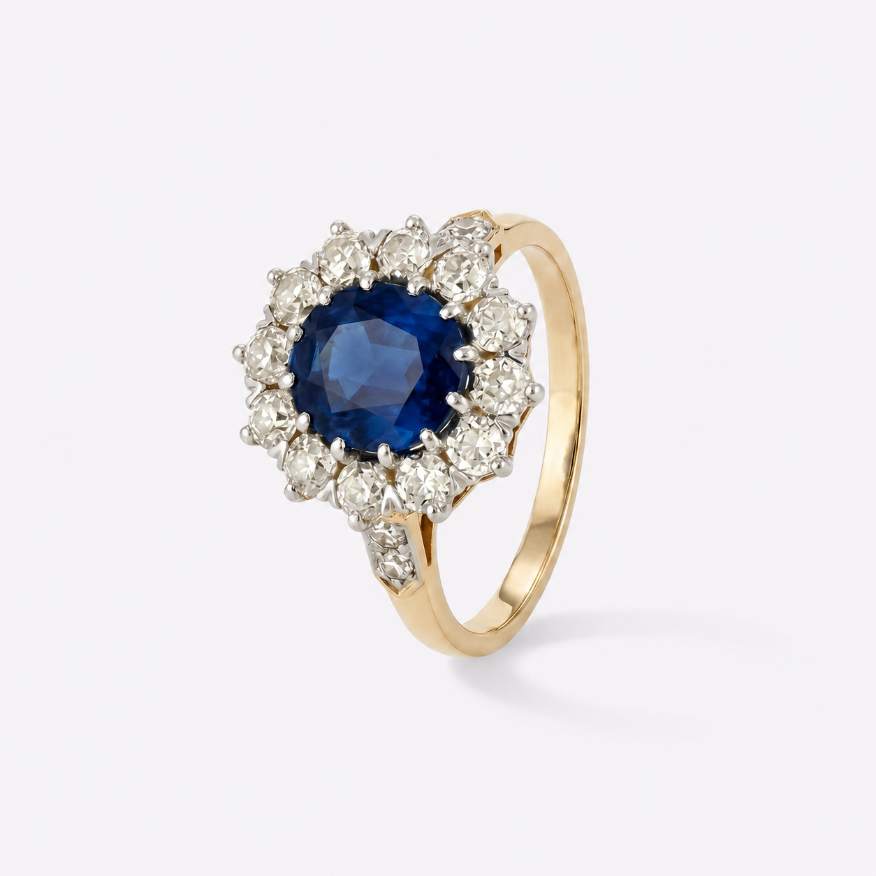 Bague pompadour saphir 3 carats et diamants.