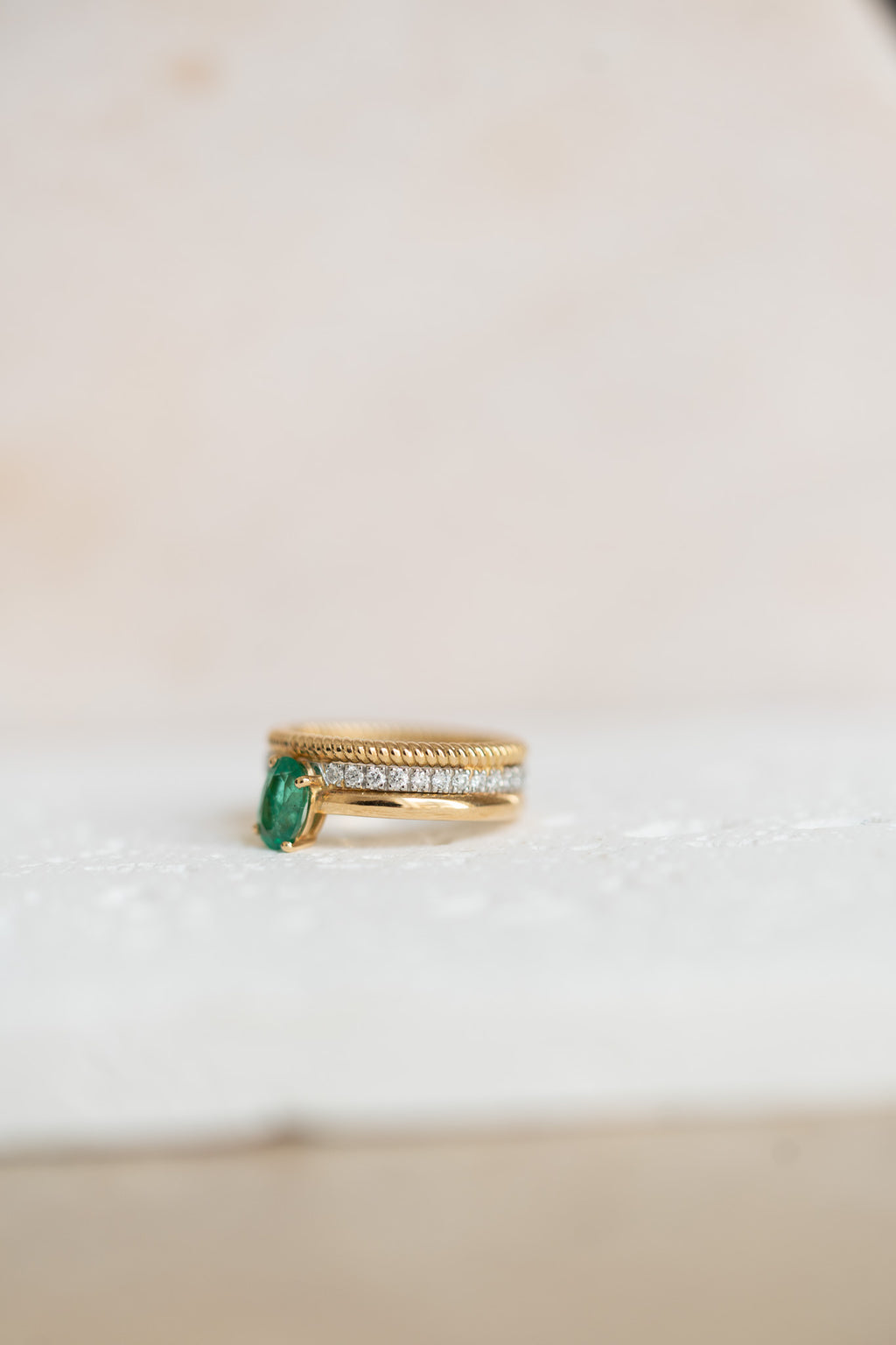 Bague en or jaune, émeraude et diamants – 1,03 carat