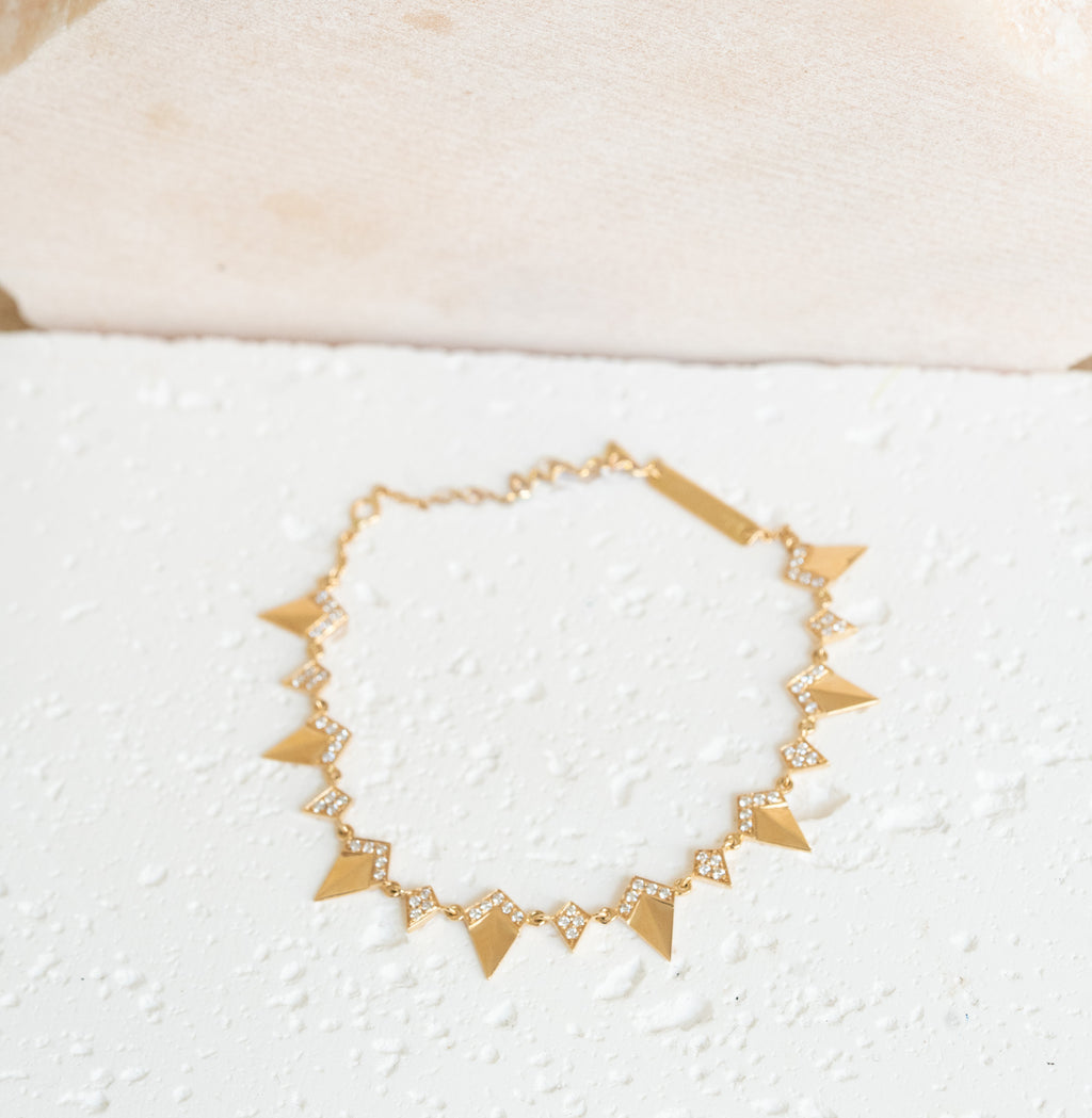 Bracelet géométrique en or jaune et diamants – 0,46 carat