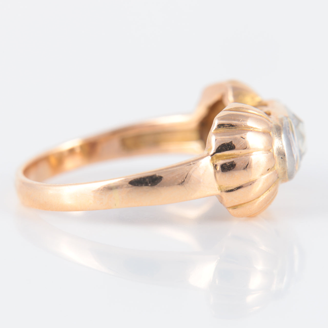 Bague or rose, platine et diamants