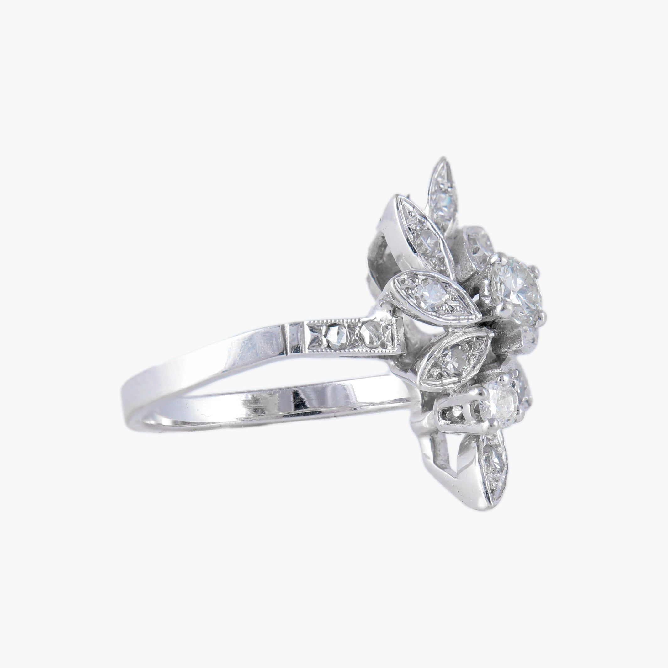 Bague Feuilles or blanc et diamants