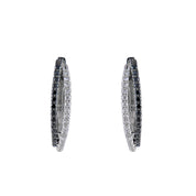 Créoles en or blanc avec diamants blancs et noirs