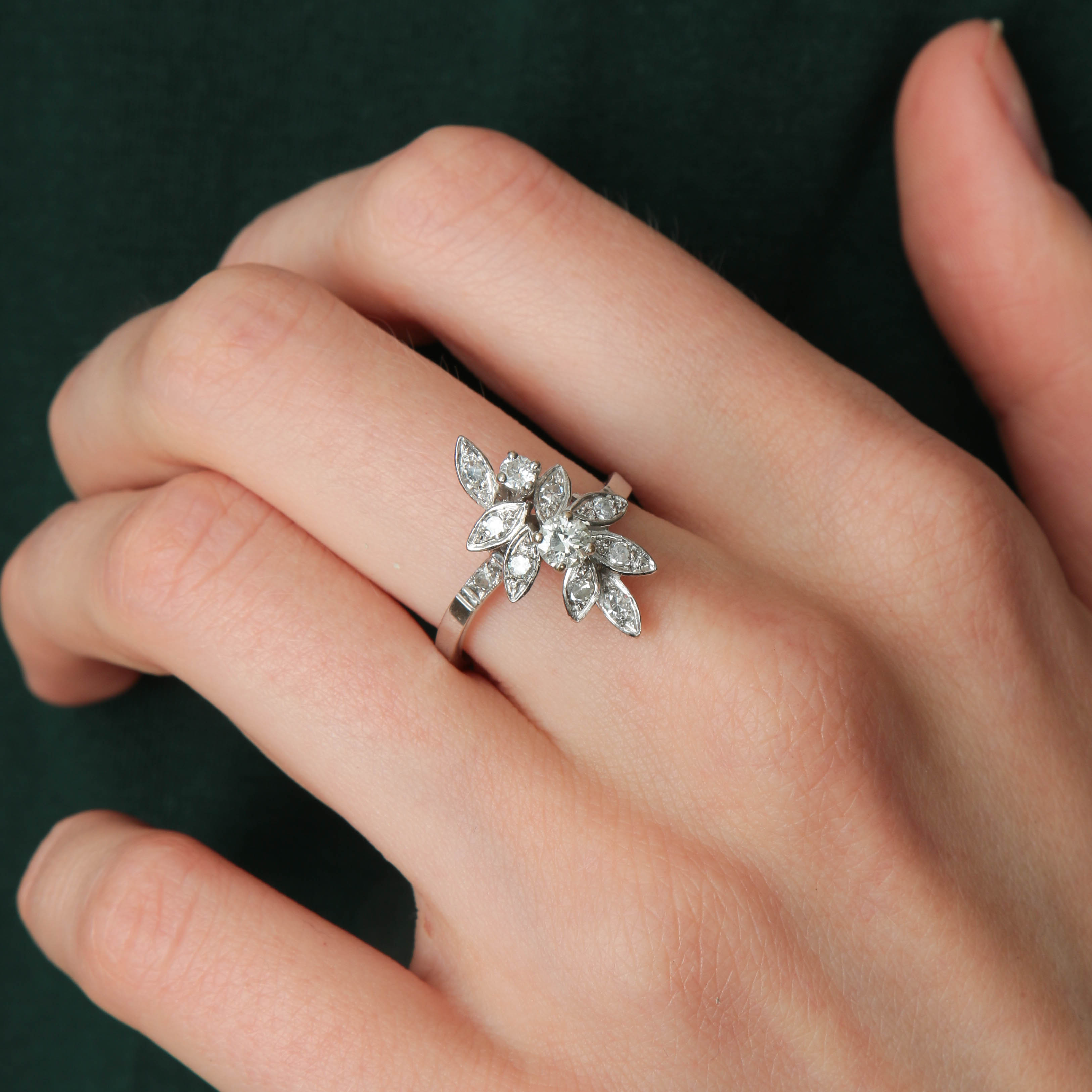 Bague Feuilles or blanc et diamants