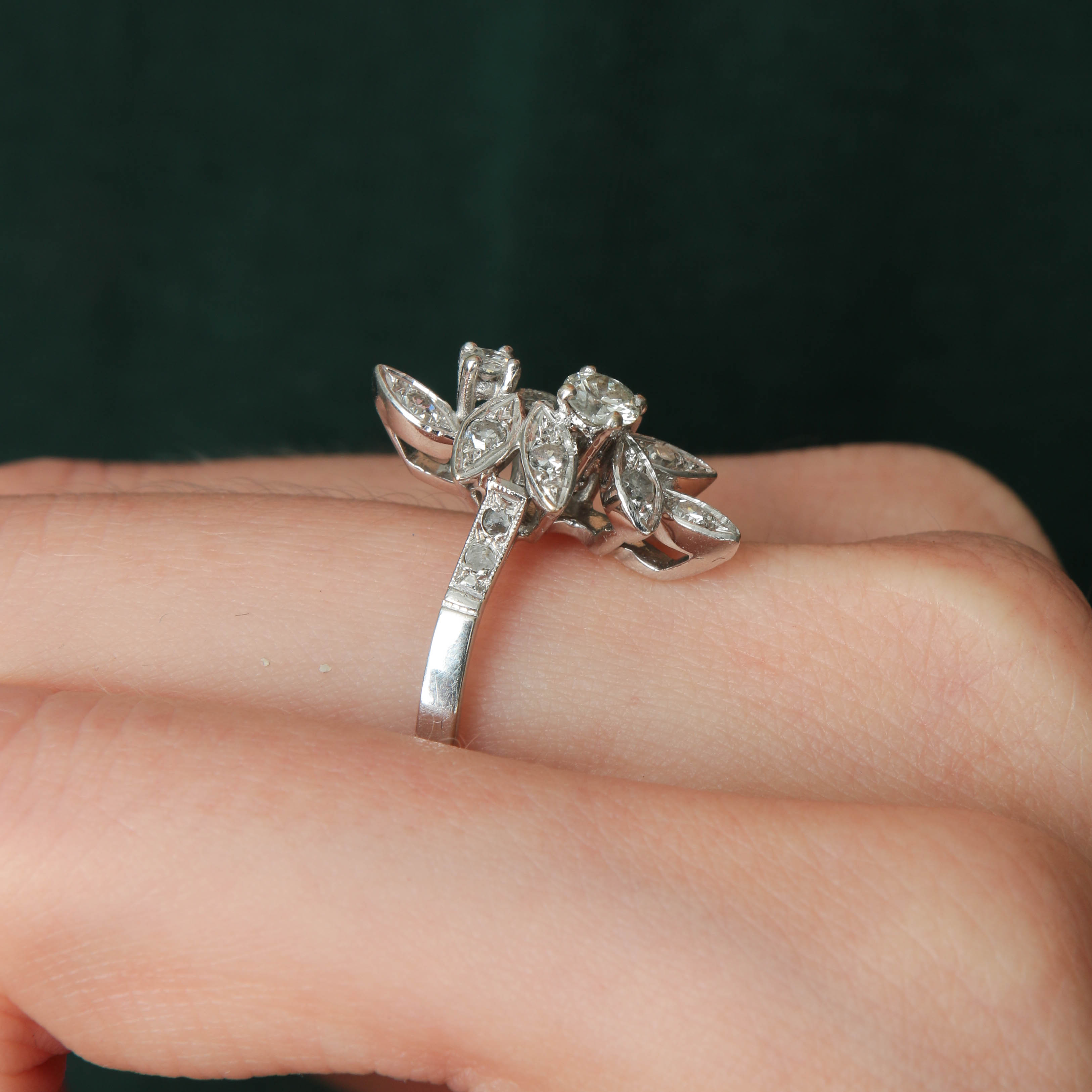 Bague Feuilles or blanc et diamants
