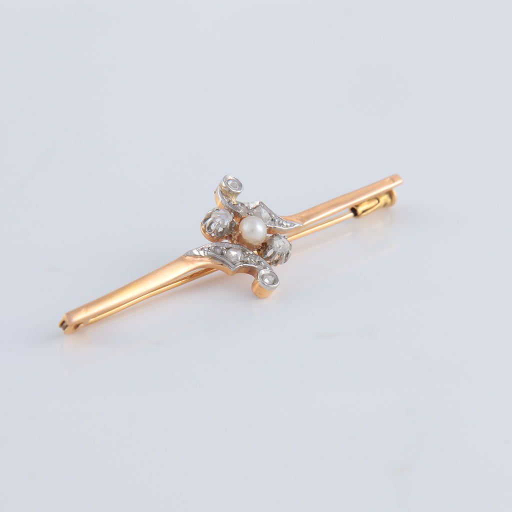 Broche or jaune, diamants et perle