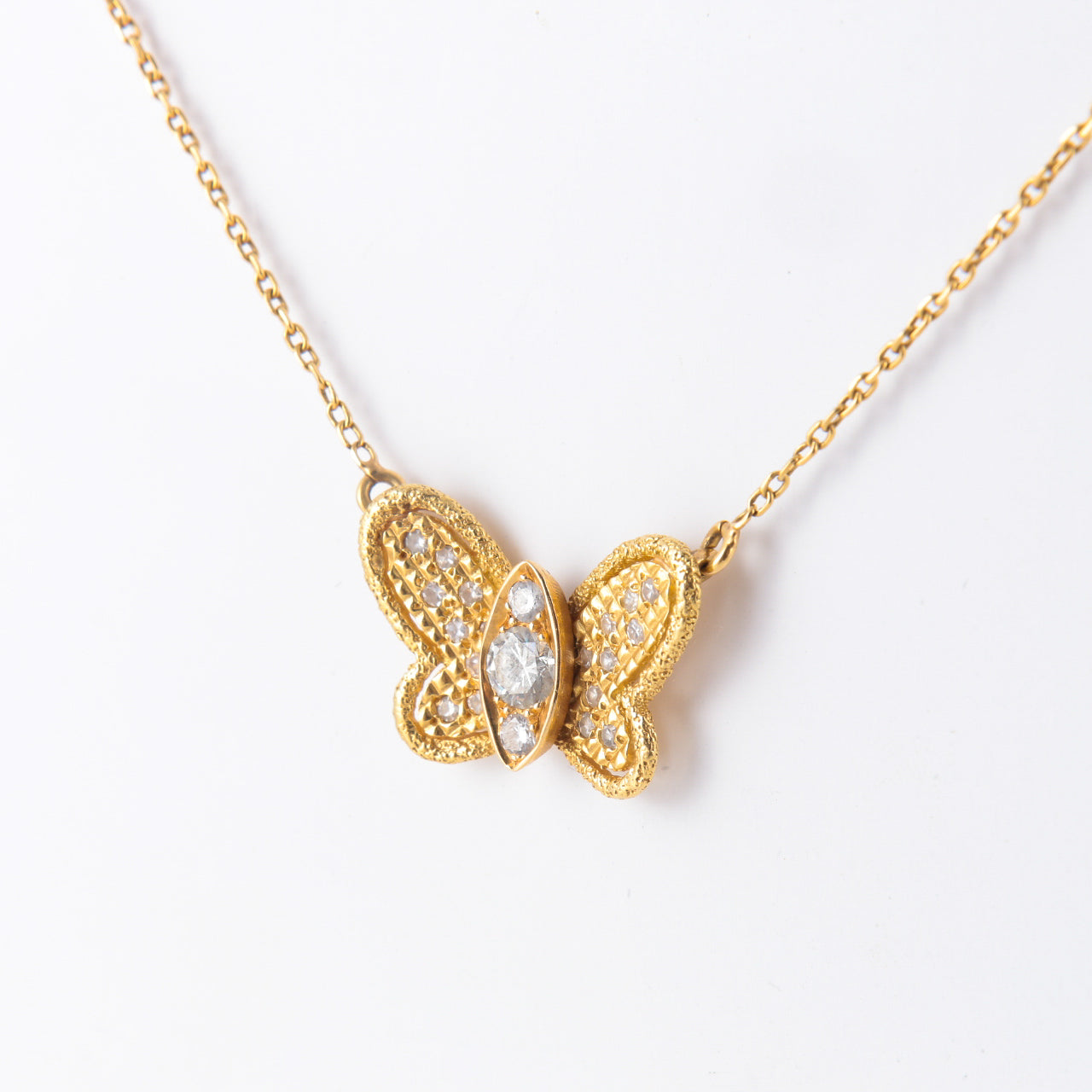 Collier Papillon or jaune et diamants