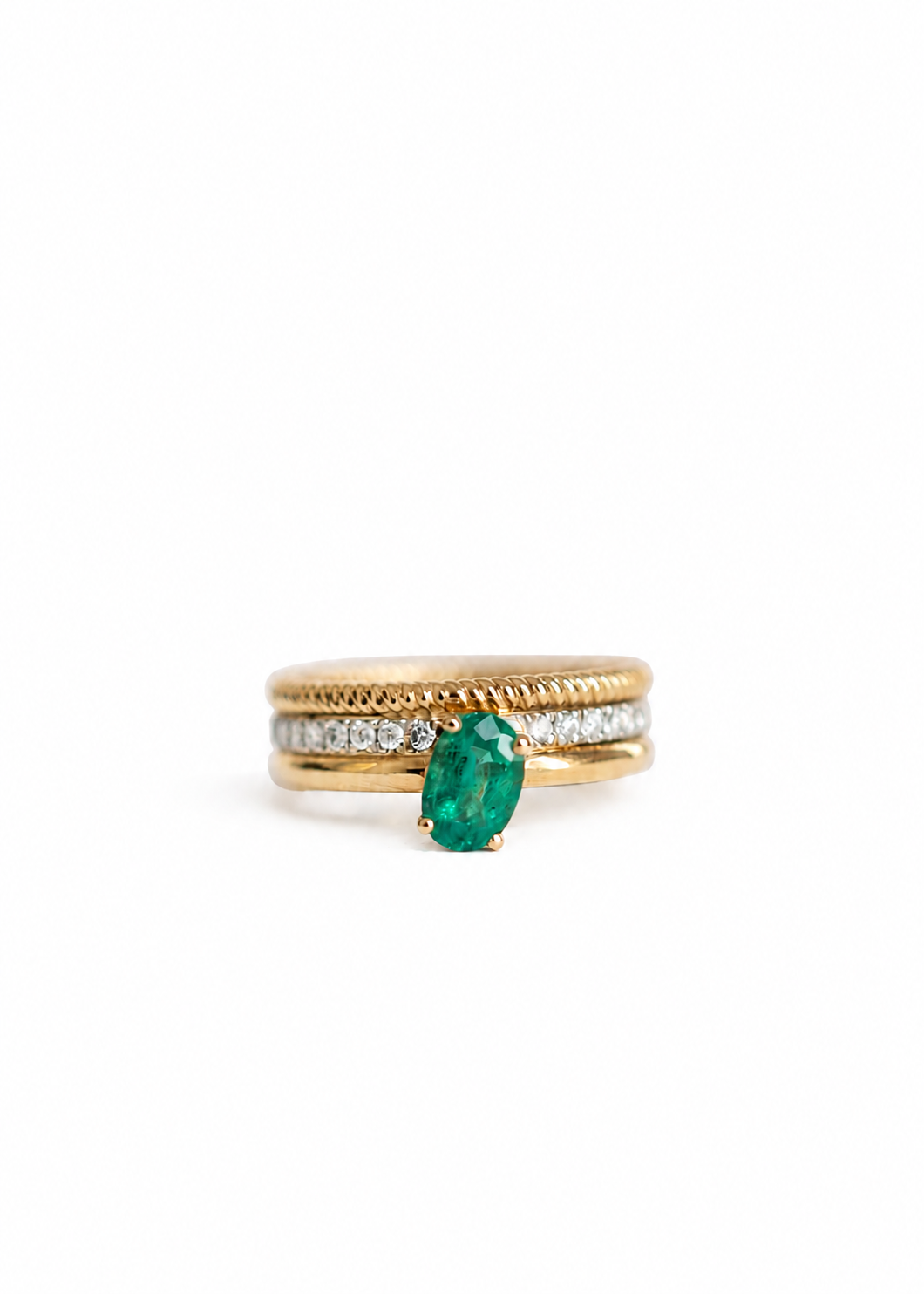 Bague multi-anneaux 3 rangs émeraude.