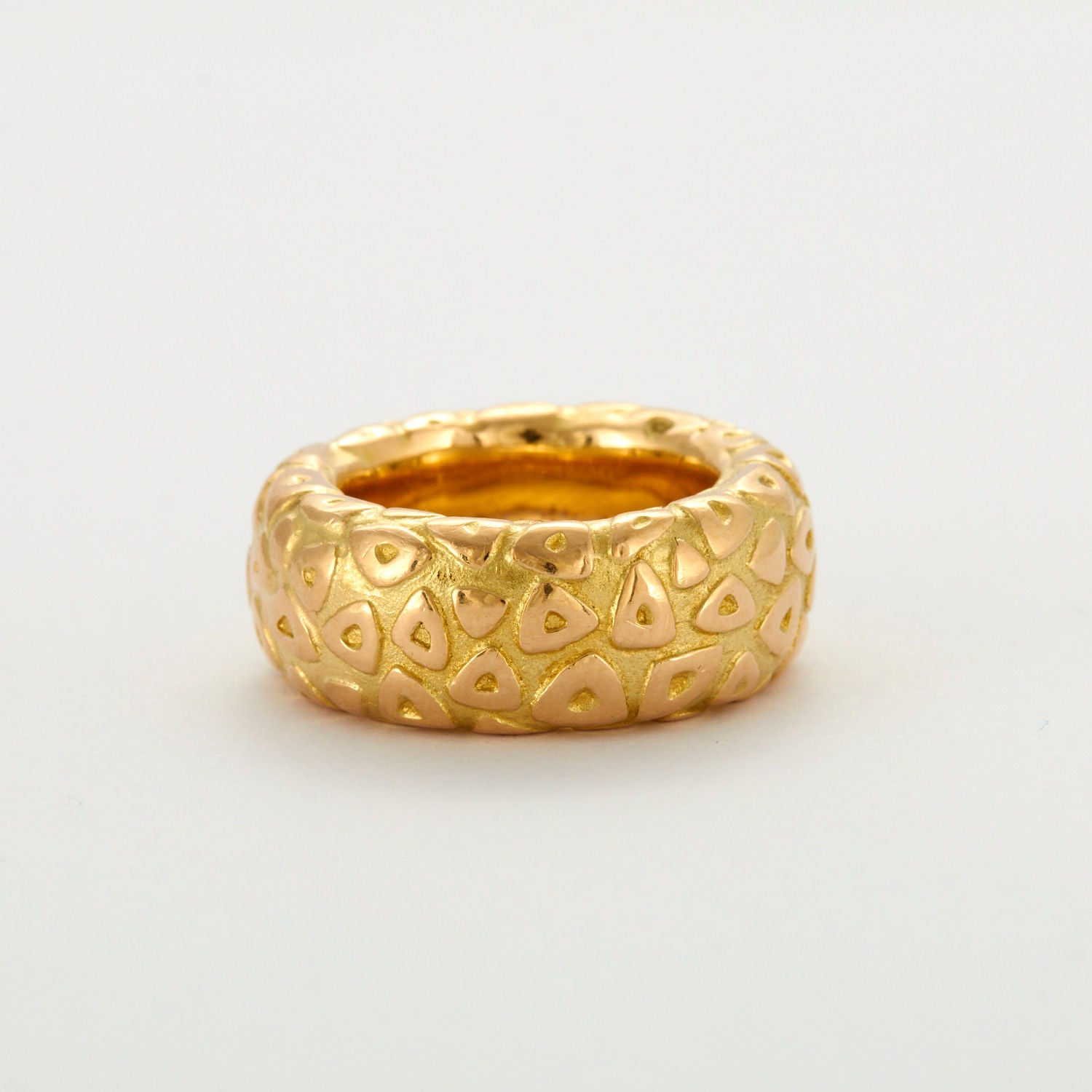 Bague Jonc CHAUMET Vintage en or jaune 18 carats.