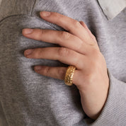 Bague Jonc CHAUMET Vintage en or jaune 18 carats.